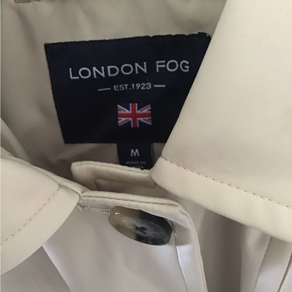 Ladies London Fog Trench Coat - Picture 3 of 8
